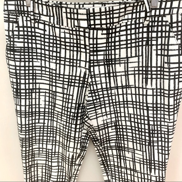 New AVA & VIV Abstract Print Cropped Pants Black & White Cotton Stretch Size 14W - Picture 7 of 12